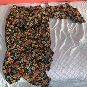 COPY - Windsor 2 piece set black with orange flowers
